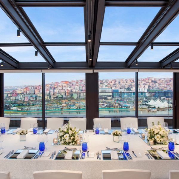 Mövenpick Hotel Golden Horn Structural Systems and Dynamic Facade Applications